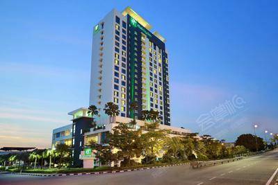 马六甲假日酒店(Holiday Inn Melaka, an IHG Hotel)外观